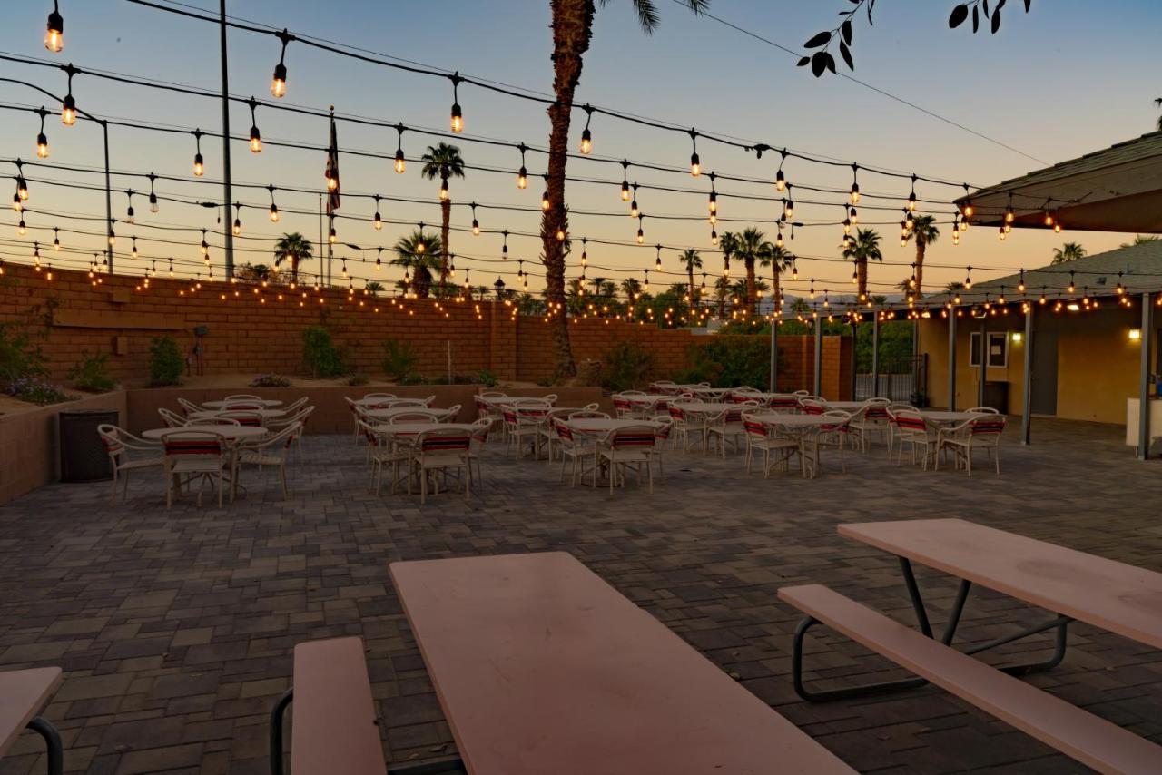 Indian Wells Rv Resort Indio Luaran gambar